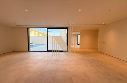 Villa - 6 - 7 for rent in Umm Suqeim 2 Villas - Umm Suqeim 2 - Umm Suqeim - Dubai