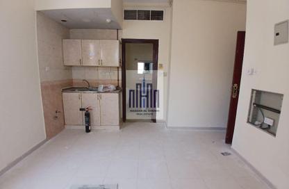 Apartment - Studio - 1 Bathroom for rent in Fire Station Road - Muwaileh - Sharjah