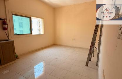 Apartment - Studio - 1 Bathroom for rent in Al Naba'ah 8 Building - Al Naba'ah - Al Sharq - Sharjah