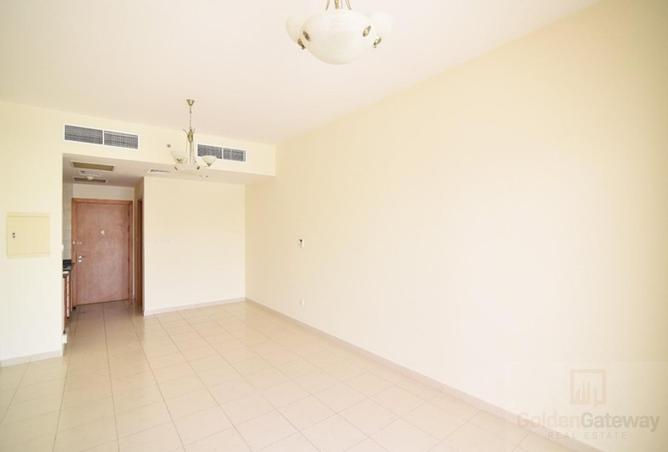 102413077 - Property Image 3