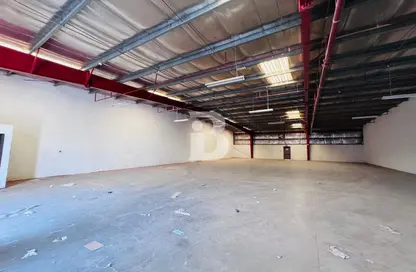 Warehouse - Studio for rent in Dubai Investment Park 2 (DIP 2) - Dubai Investment Park (DIP) - Dubai
