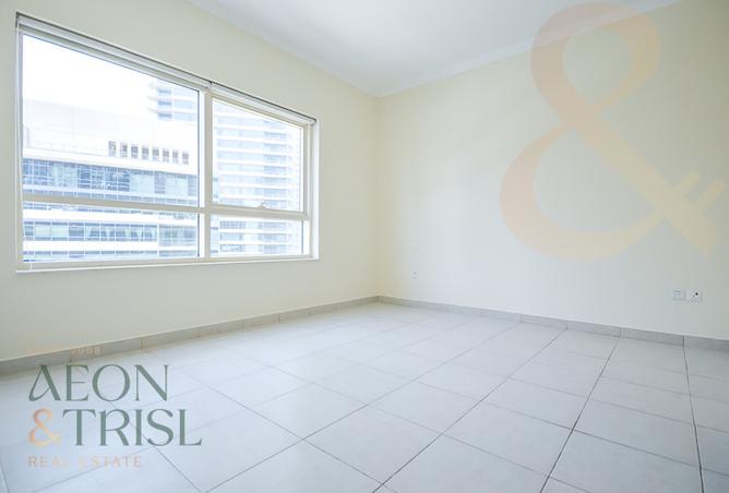 132003074 - Property Image 3