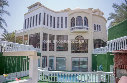 فيلا للايجار في E - قطاع - تلال الإمارات - دبي فيلا للايجار في E - قطاع - تلال الإمارات - دبي
