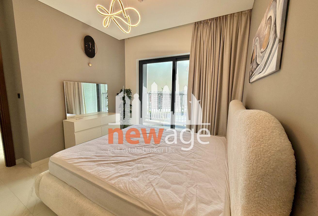2 Weeks Free | Pool View | Premium Furniture photo 13