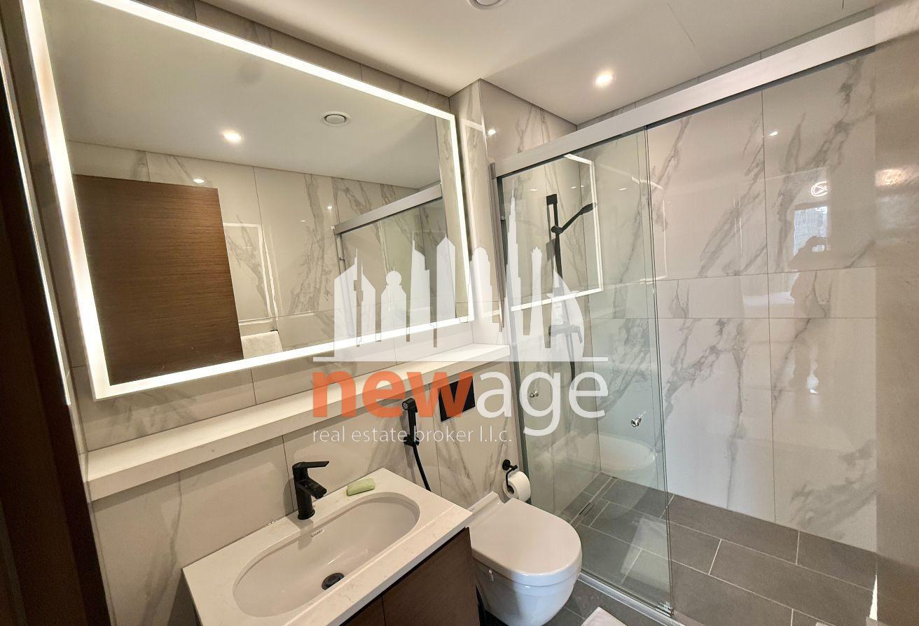 2 Weeks Free | Pool View | Premium Furniture photo 16
