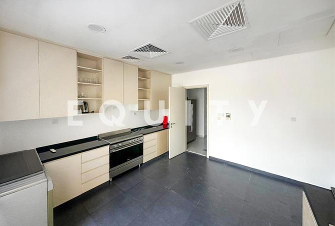 70669085 - Property Image 2