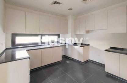 Townhouse - 3 - 5 for rent in Topanga - The Park Villas - Damac Hills - Dubai Townhouse - 3 - 5 for rent in Topanga - The Park Villas - Damac Hills - Dubai