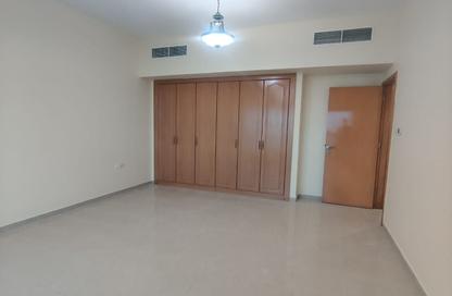 Apartment - 3 - 4 for rent in Al Azza Building - Al Rumaila 1 - Ajman Apartment - 3 - 4 for rent in Al Azza Building - Al Rumaila 1 - Ajman
