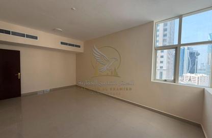 Apartment - 2 Bedrooms - 2 Bathrooms for rent in Al Majaz 2 - Al Majaz - Sharjah