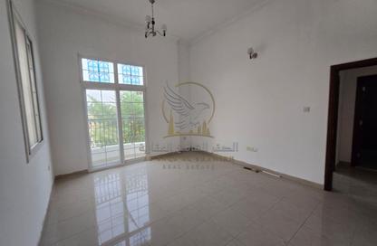 Villa - 4 Bedrooms - 5 Bathrooms for rent in Al Sabkha - Al Riqqa - Sharjah