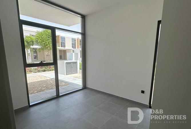 68270030 - Property Image 2