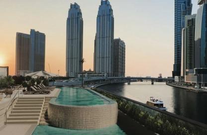 Apartment - 4 Bedrooms - 3 Bathrooms for sale in One River Point - Business Bay - Dubai
