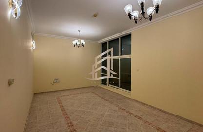 Apartment - 2 Bedrooms - 3 Bathrooms for rent in Afnan Building - Al Mankhool - Bur Dubai - Dubai