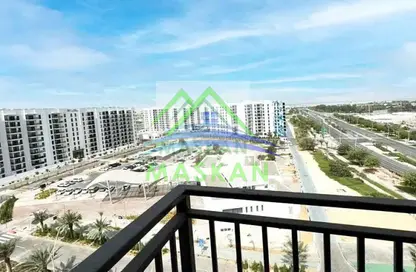 Apartment - 3 Bedrooms - 4 Bathrooms for rent in Waters Edge - Yas Island - Abu Dhabi