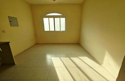 Apartment - Studio - 1 Bathroom for rent in Fire Station Road - Muwaileh - Sharjah