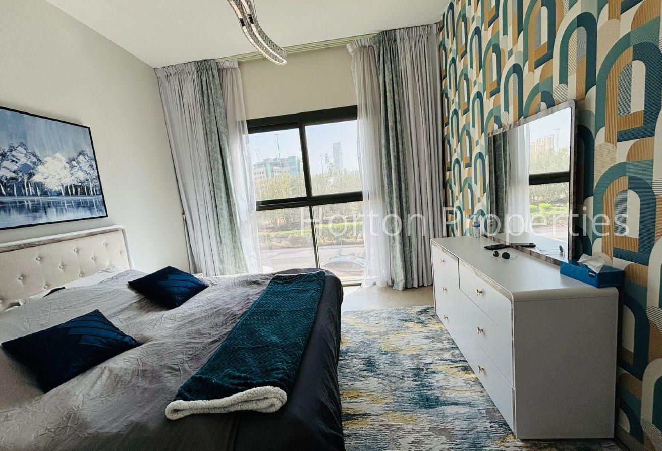 Furnished | Maid/Stud | Ready to move | Big Layout photo 6