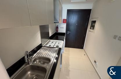 Apartment - Studio - 1 for rent in Carson C - Carson - Damac Hills - Dubai