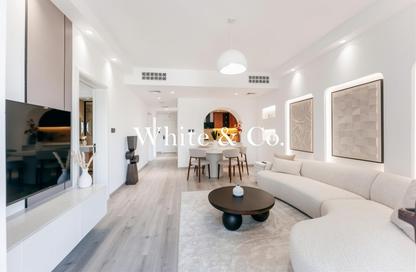 Apartment - 2 Bedrooms - 3 Bathrooms for sale in Yansoon 2 - Yansoon - Old Town - Downtown Dubai - Dubai