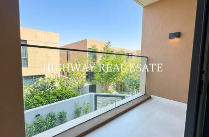 Townhouse - 3 - 4 for rent in Robinia - Masaar - Tilal City - Sharjah
