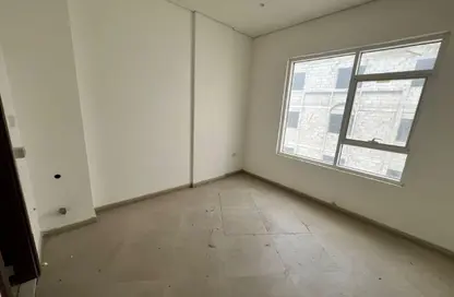 Apartment - Studio - 1 Bathroom for rent in Al Qulaya'ah - Al Sharq - Sharjah