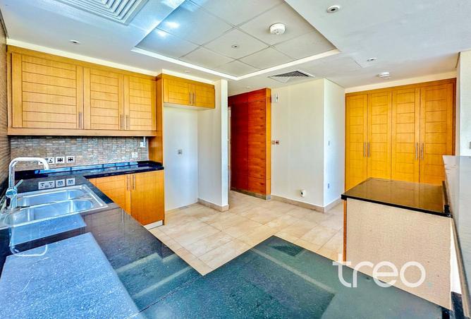 56528937 - Property Image 3