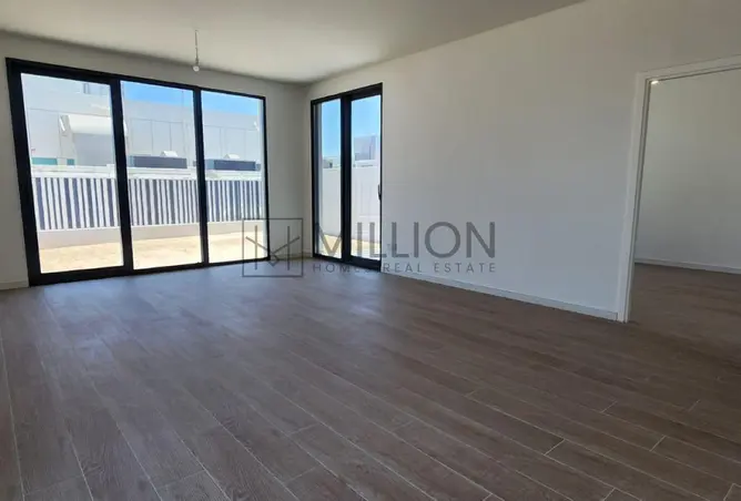 152861096 - Property Image 2