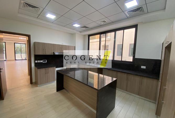 96527665 - Property Image 3