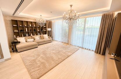 Villa - 3 Bedrooms - 4 Bathrooms for rent in Royal Park - Jumeirah Park - Dubai Villa - 3 Bedrooms - 4 Bathrooms for rent in Royal Park - Jumeirah Park - Dubai
