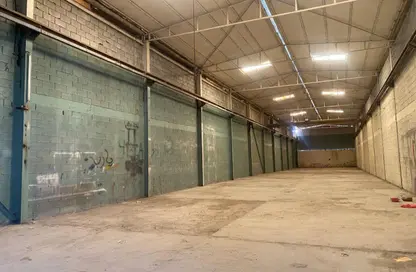 Warehouse - Studio for rent in Industrial Area 13 - Sharjah Industrial Area - Sharjah