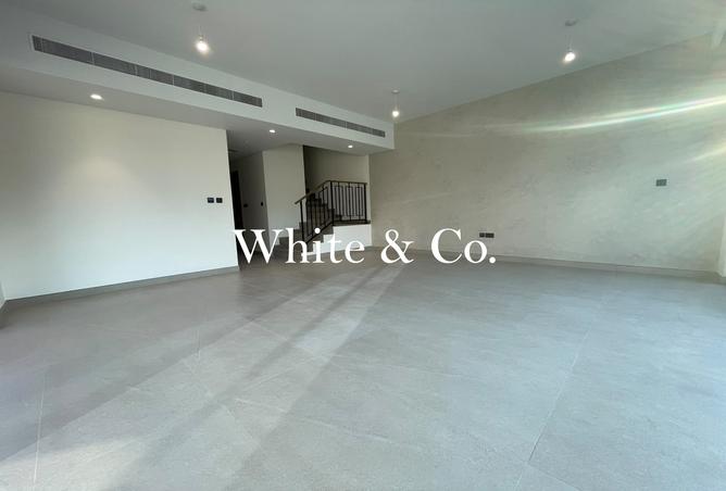 Single Row| Brand New |Appliances Included photo 2
