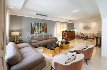 Villa - 5 - 5 for sale in Meadows 1 - Meadows - Dubai