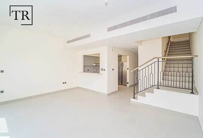 156444400 - Property Image 2