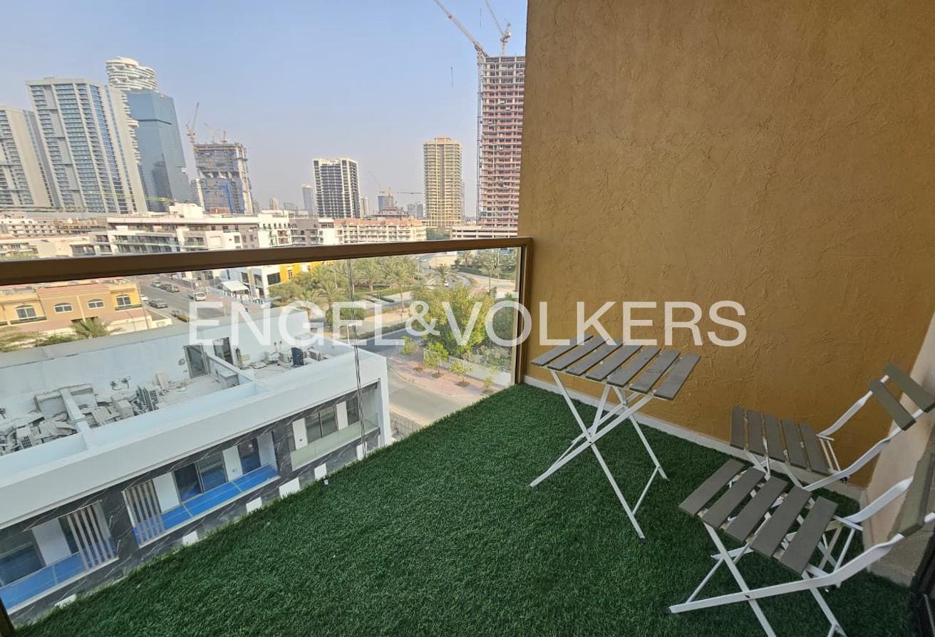 Exclusive | Managed | Two Balconies photo 7