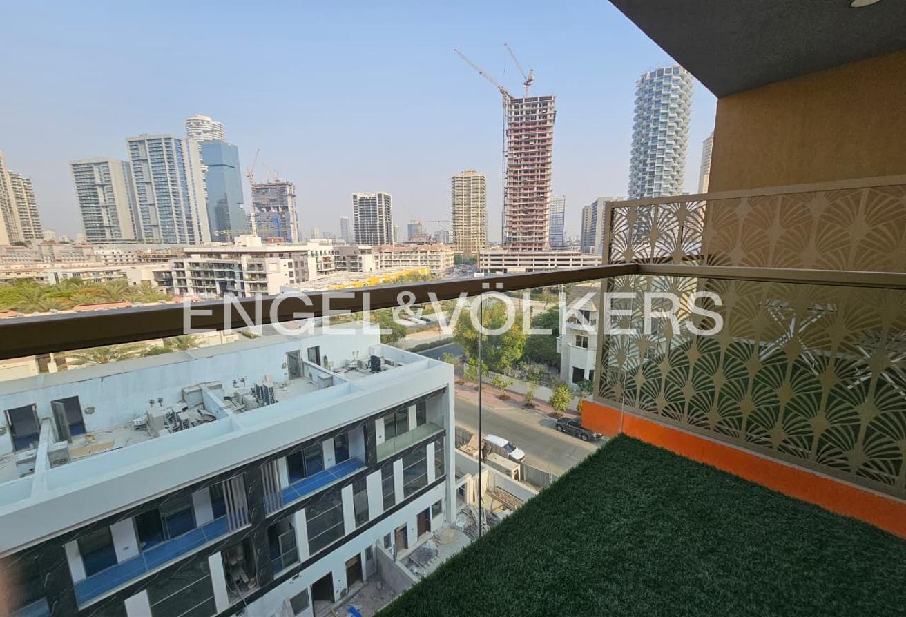 Exclusive | Managed | Two Balconies photo 2