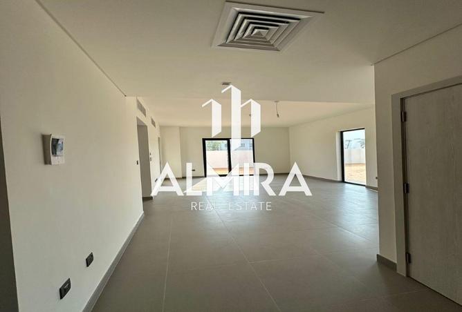 54930307 - صورة العقار 2