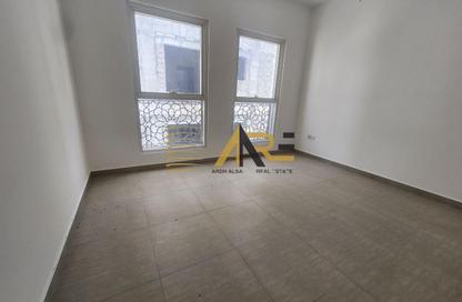 Apartment - 1 Bedroom - 2 Bathrooms for rent in Tilal City B - Tilal City - Sharjah Apartment - 1 Bedroom - 2 Bathrooms for rent in Tilal City B - Tilal City - Sharjah