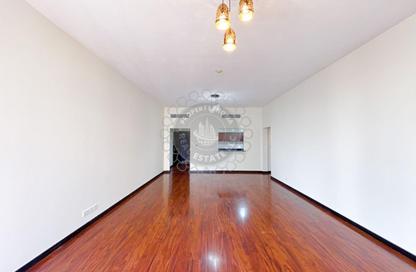 Apartment - 2 Bedrooms - 4 Bathrooms for rent in Green Lakes Towers 2 - Green Lakes Towers - JLT Cluster S - Jumeirah Lake Towers - Dubai