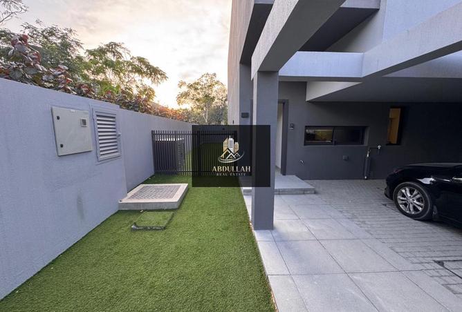 77401835 - Property Image 3