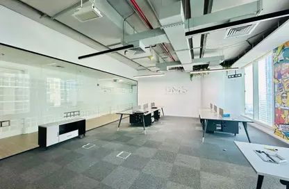 مكتب - استوديو - 3 حمامات للايجار في بوابة الخليج - الخليج التجاري - دبي