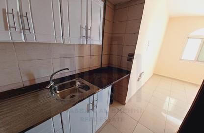 Apartment - Studio - 1 Bathroom for rent in Muwailih Building - Muwaileh - Sharjah