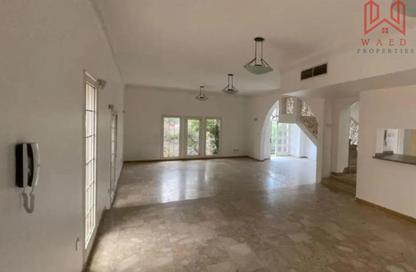 Villa - 4 Bedrooms - 5 Bathrooms for rent in Umm Suqeim 1 Villas - Umm Suqeim 1 - Umm Suqeim - Dubai