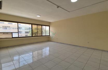 Apartment - 2 Bedrooms - 2 Bathrooms for rent in Hai Al Salama - Central District - Al Ain Apartment - 2 Bedrooms - 2 Bathrooms for rent in Hai Al Salama - Central District - Al Ain