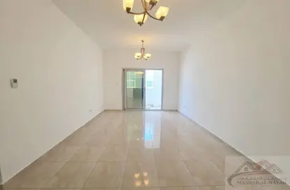Apartment - 1 Bedroom - 2 Bathrooms for rent in Al Nahda Complex - Al Nahda - Sharjah