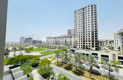 Apartment - 2 Bedrooms - 2 Bathrooms for sale in Parkviews - Town Square - Dubai