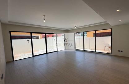 Townhouse - 3 - 3 for rent in Portofino - Damac Lagoons - Dubai