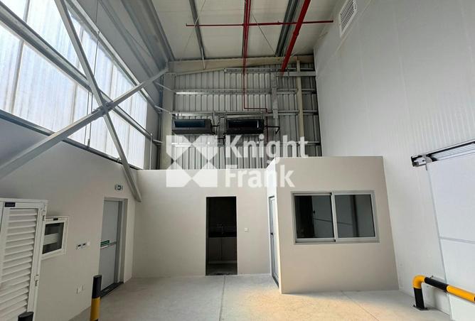 73873036 - Property Image 2