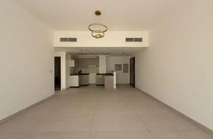 شقة - غرفة نوم - 2 حمامات للايجار في فالورا ريزيدنس - ند الشبا 1 - ند الشبا - دبي