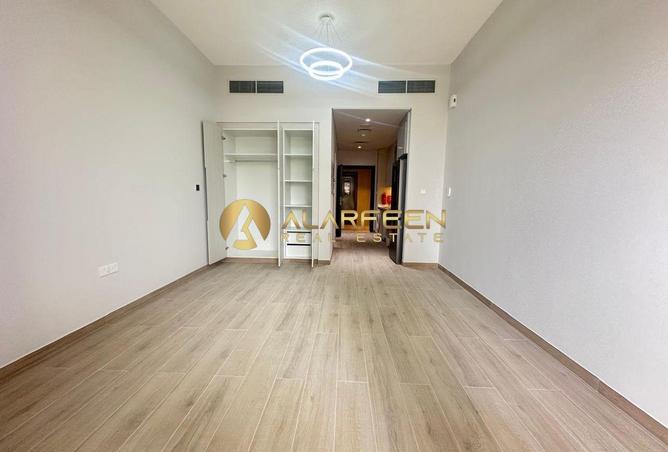 81118200 - Property Image 2