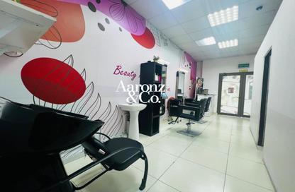 Retail - Studio - 1 for rent in Al Warsan 1 - Al Warsan - Dubai