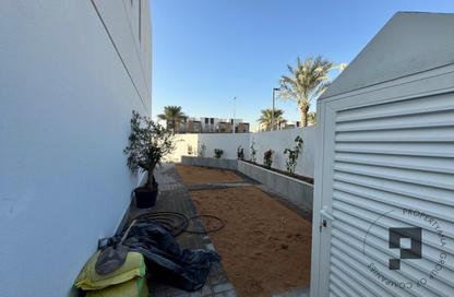 Townhouse - 3 Bedrooms - 4 Bathrooms for rent in Arabella Townhouses 1 - Arabella Townhouses - Mudon - Dubai